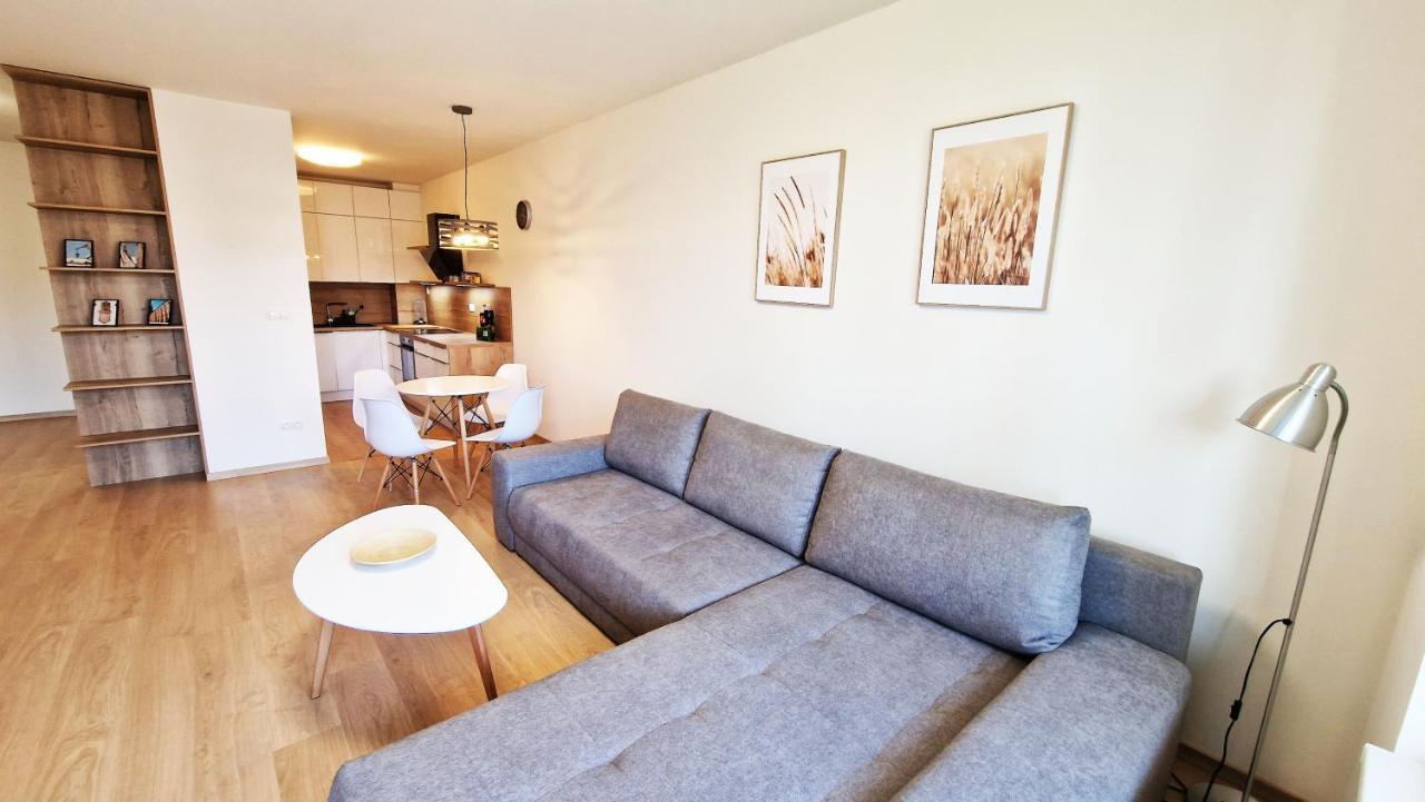 Luxo 2 Room Apartments By Bratislavatrip Buitenkant foto