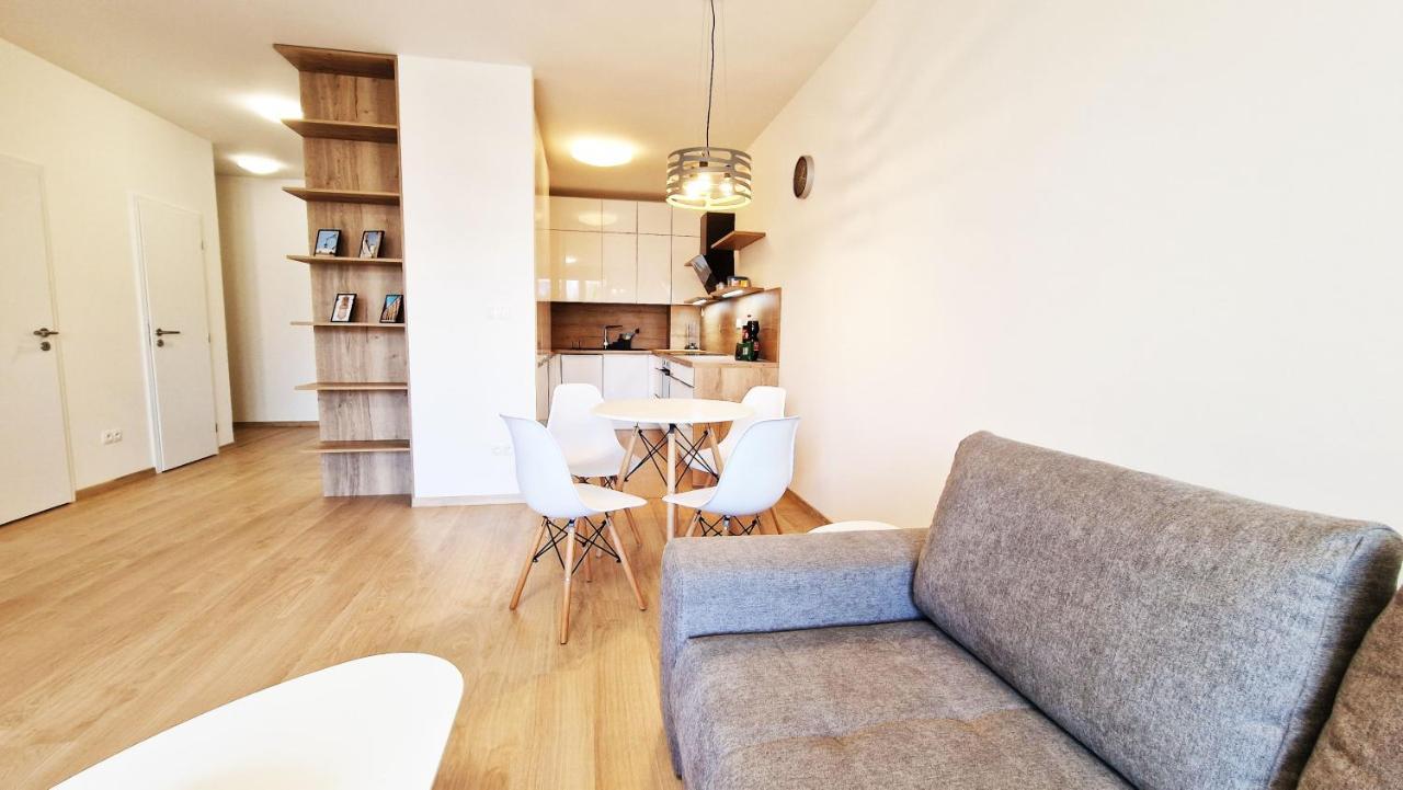 Luxo 2 Room Apartments By Bratislavatrip Buitenkant foto