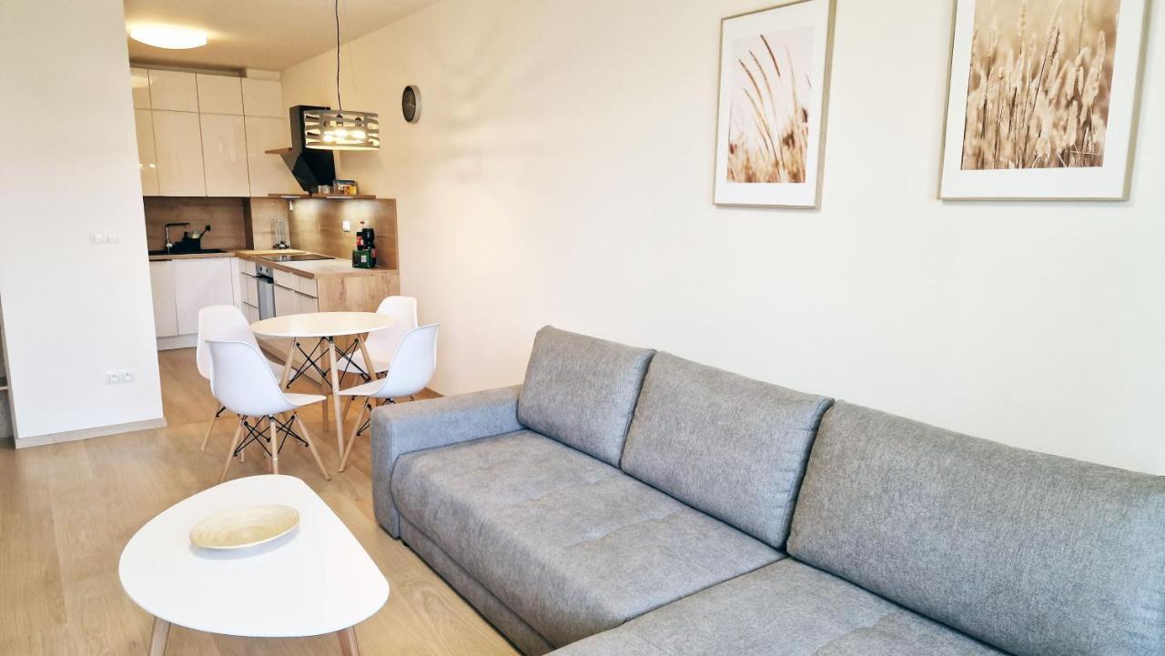 Luxo 2 Room Apartments By Bratislavatrip Buitenkant foto
